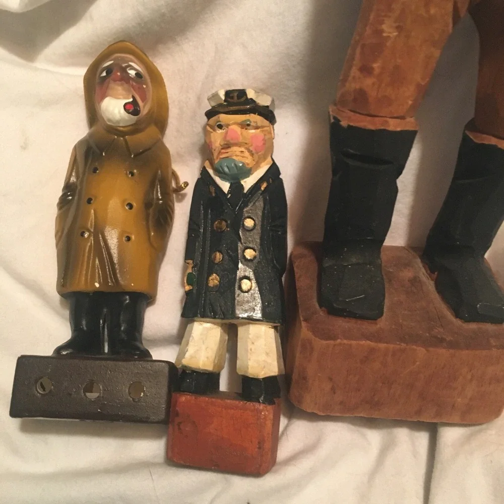 2 Hand Carved Painted Sailor Captains Vintage 1 Ceramic Sachet Holder(rare)